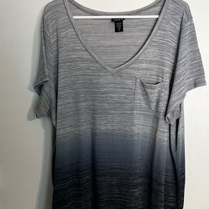 Torrid size 3 pocket tee